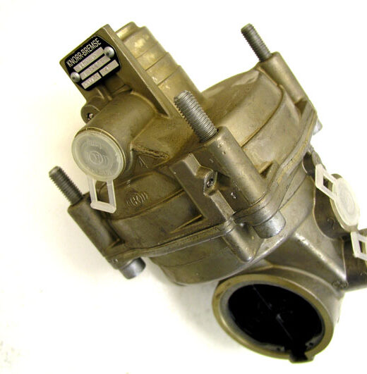 MEKANISK BROMSKRAFTSREGULATOR